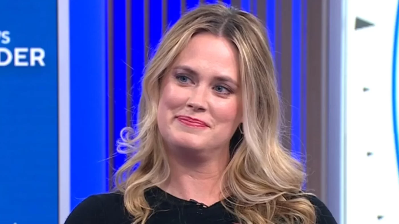 The Untold Story of Abigail Hawk: Career, Family, and Life Behind the Spotlight