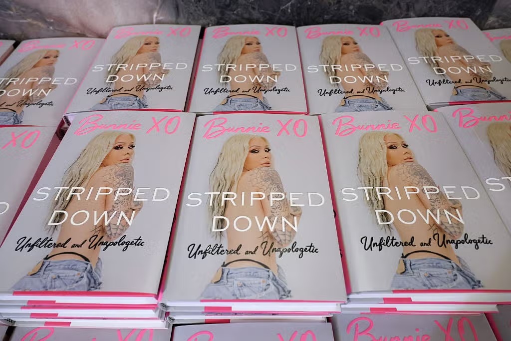 Bunnie XO's Memoir Connection